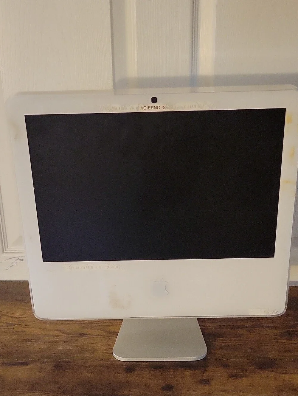 Apple White iMac Desktop with Built-in Display